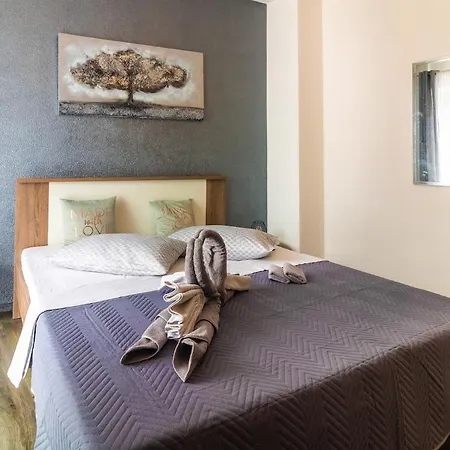 Spacious Family By The Sea Apartment *