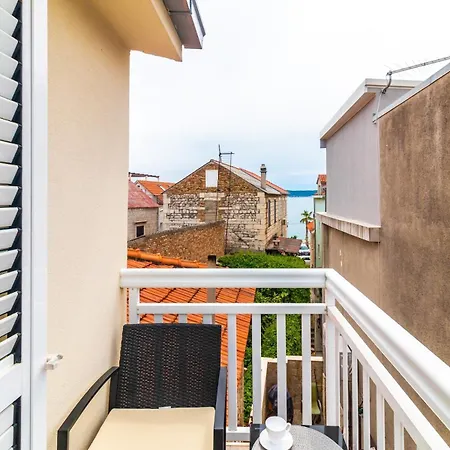 Spacious Family By The Sea Apartment