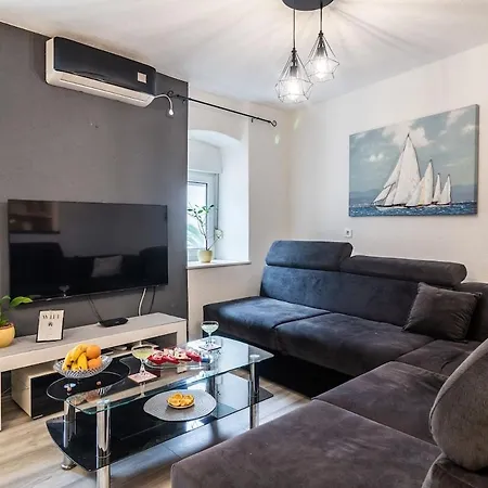 Spacious Family By The Sea