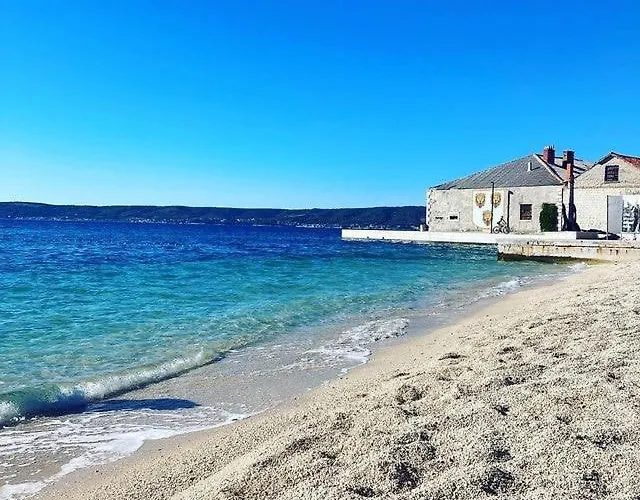 아파트 Spacious Family By The Sea