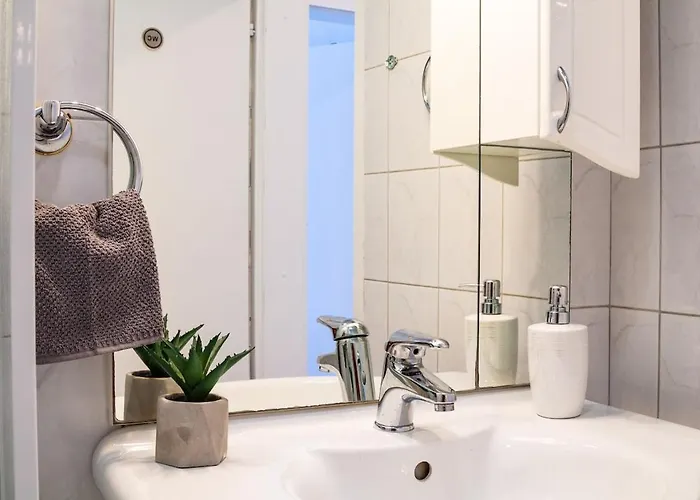 Spacious Family By The Sea * Kaštela