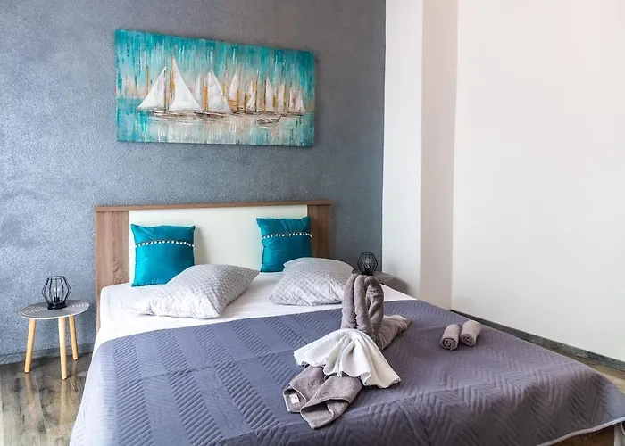 Spacious Family By The Sea * Kaštela