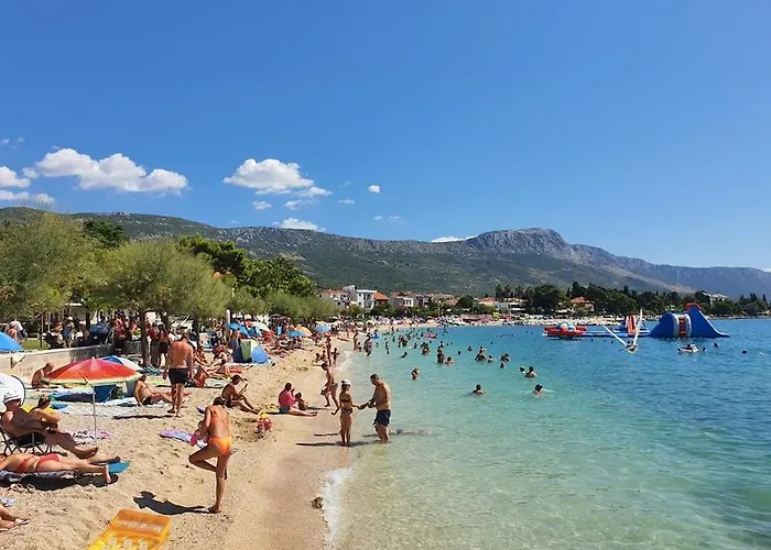 아파트 Spacious Family By The Sea Kaštela