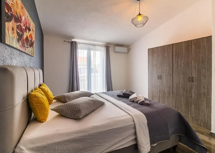 Spacious Family By The Sea * Kaštela