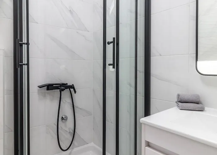 아파트 Spacious Family By The Sea Kaštela